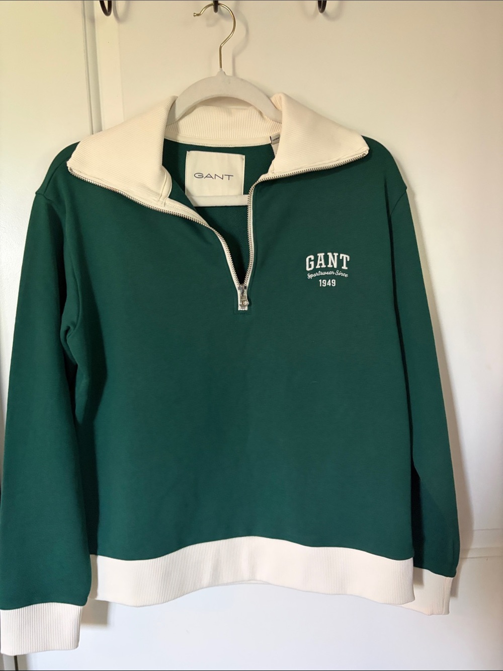 Gant Dark Green Half-Zip Sweatshirt with Cream Trim